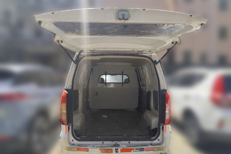 Used Wuling Hongguang V 2019 1.5L Jingqu Edition Sealed-Window Vehicle China VI LAR Trunk