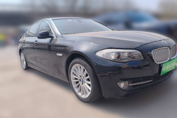 Used BMW 5 Series 2013 535Li Leading Model Front Right 45 Deg