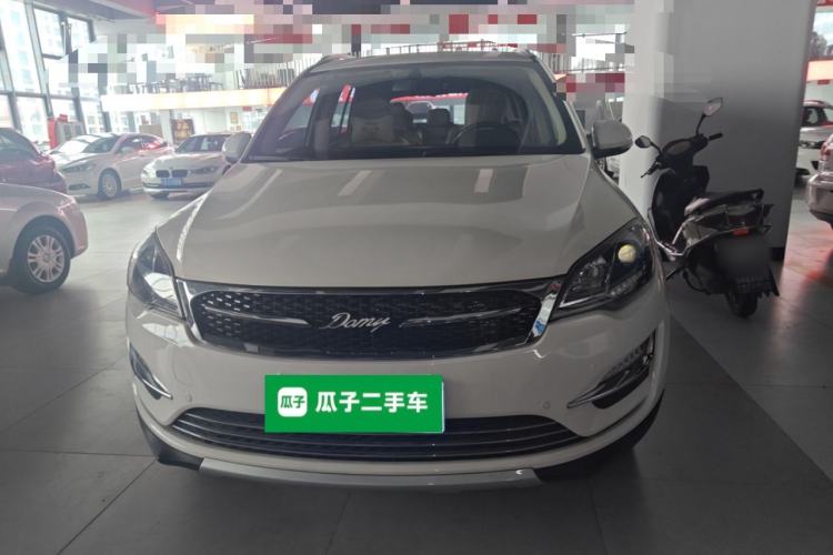 Used Zotye Domy X5 2017 Upgraded Model 1.5T Manual Luxury Version Front