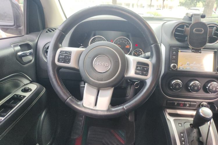 Used Jeep Compass 2014 Revised Version 2.4L Four-Wheel Drive Comfort Edition
