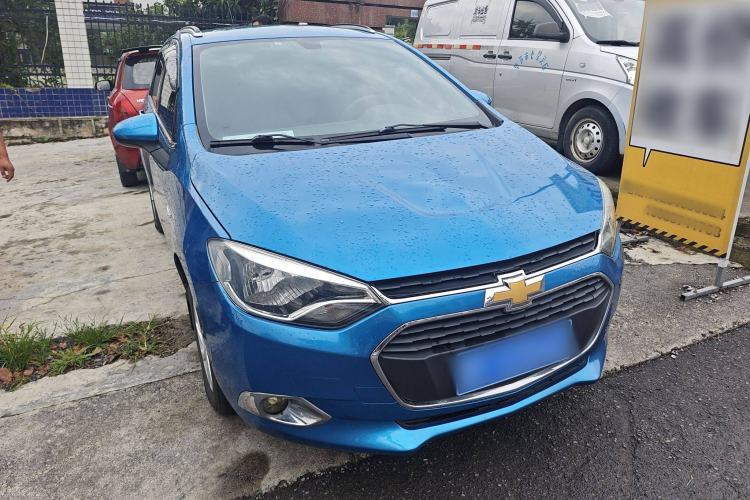 Used Chevrolet Lova RV 2016 1.5L Automatic Comfort Edition
