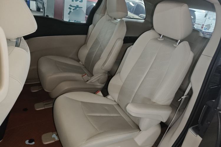 Used Buick GL8 2022 Land Cruiser Executive Class 652T Comfort Model Left Rear Seat