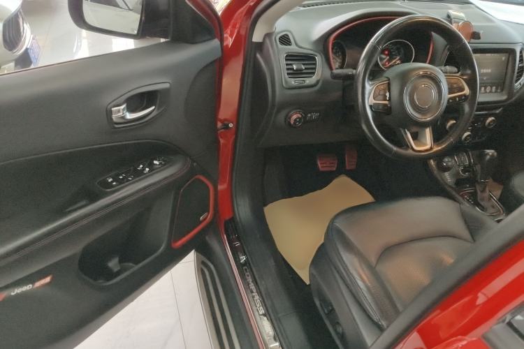 Used Jeep Compass 2017 200TS Automatic High-Performance All-Wheel Drive Edition
