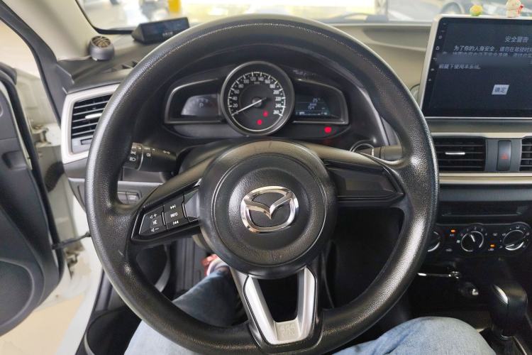 Used Mazda Mazda 3 Axela 2017 Sedan 1.5L Automatic Comfort Model Emission Standard China V