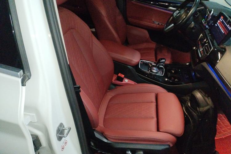 Used BMW X3 2022 Restyled xDrive25i M Sport Package Right Front Seat