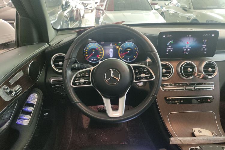 Used Mercedes-Benz GLC 2022 Facelifted GLC 300 L 4MATIC Luxury Edition
