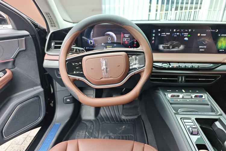 Used Lincoln Z 2025 2.0T Prestige Hybrid Edition
