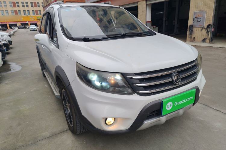 Used FORTHING Joyear X5 2013 1.6L Manual Luxury Model China IV Standard