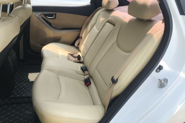 Used Hyundai Elantra (5th Generation / Langdong) 2013 1.6L Automatic Leading Model Left Rear Seat