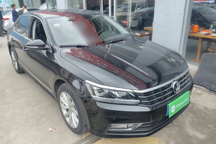 Used Volkswagen Passat 2017 330TSI DSG Luxury Edition
