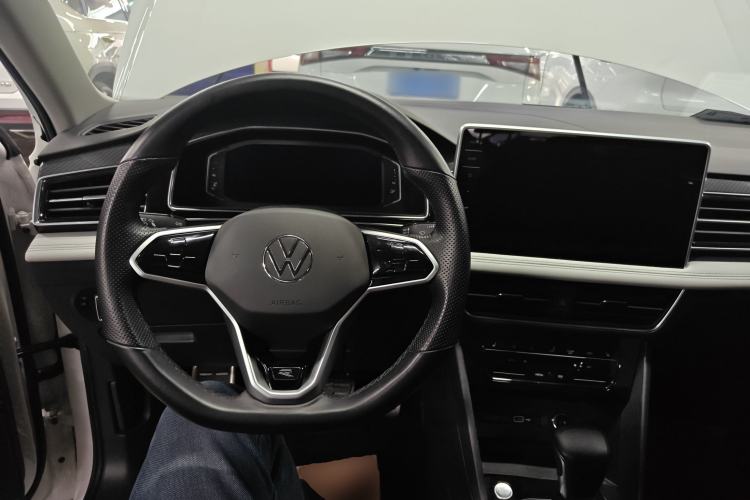 Used Volkswagen Tiguan L 2022 330TSI Automatic Two-Wheel Drive R-Line Enhanced Edition
