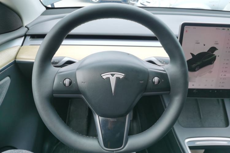 Used Tesla Model Y 2022 Revised Version Long-Range All-Wheel Drive Steering Wheel