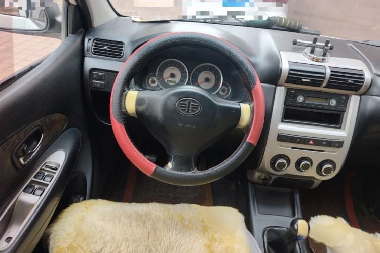 Used FAW Senya S80 2011 1.3L Manual 5-Seater Comfort Version Steering Wheel