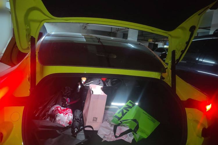 Used XPeng P7 2021 562E Pengyi Performance Edition Trunk