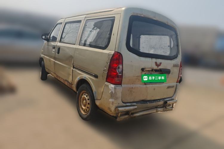 Used Wuling Rongguang 2011 1.2L Base Version
