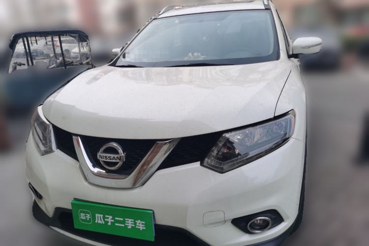 Used Nissan X-Trail 2014 2.5L CVT Leading Edition 4WD
