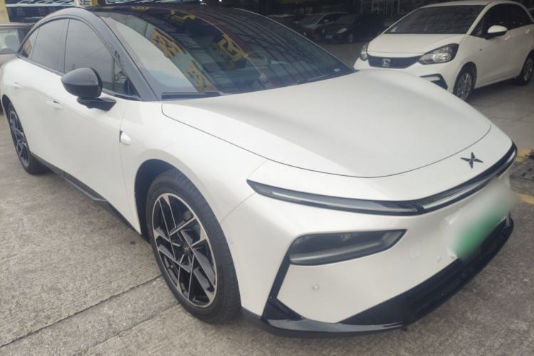 Used XPeng P7+ 2024 Ultra-Long Range Max Front Right 45 Deg