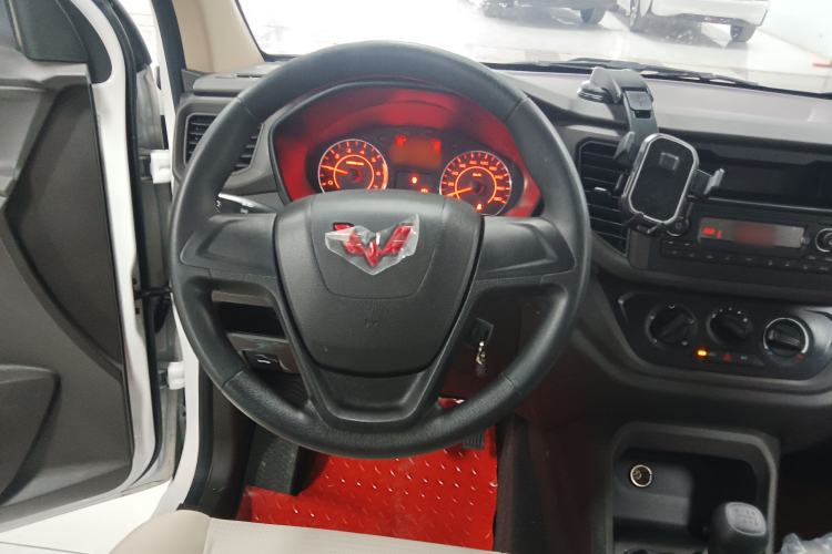 Used Wuling Hongguang V 2022 1.5L Jingqu Edition Electric-Assist LAR