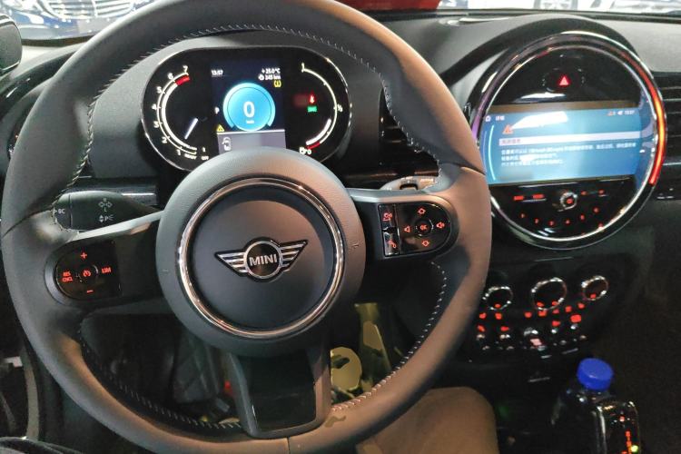 Used MINI Clubman 2023 Refresh 1.5T COOPER Connoisseur Center Console