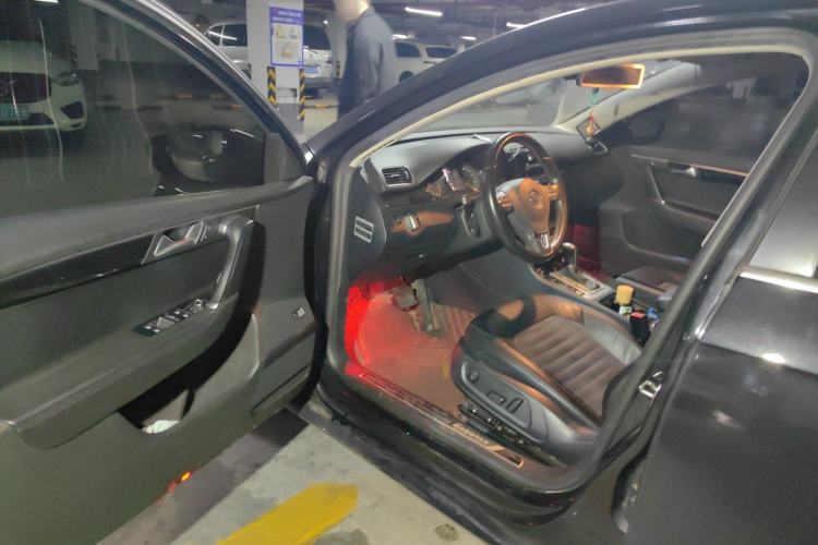 Used Volkswagen Magotan 2015 1.8TSI Prestige Model Driver Seat