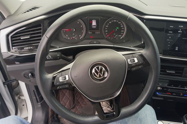 Used Volkswagen Tayron 2020 330TSI Two-Wheel Drive Luxury Smart Connectivity Version
