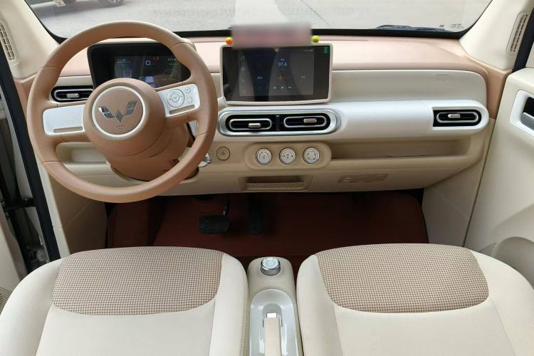 Used Wuling Hongguang MINIEV 2024 3rd Generation 215km Advanced Version