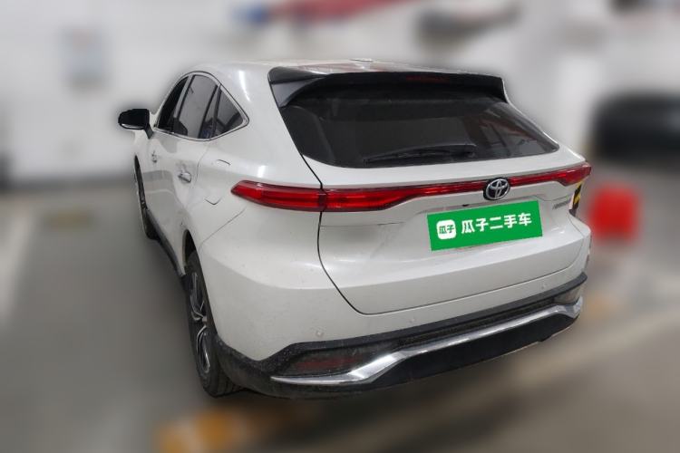 Used Toyota Harrier 2022 2.0L CVT Two-Wheel Drive Luxury Edition Rear Left 45 Deg