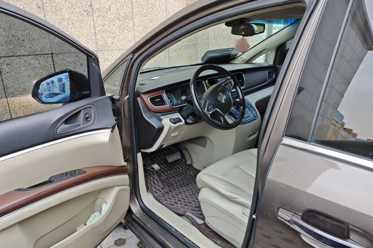 Used Buick GL8 2014 3.0L GT Luxury Business Haoya Edition
