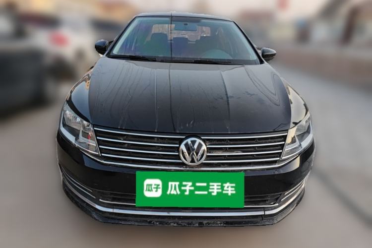 Used Volkswagen Lavida 2017 1.6L Manual Fashion Edition
