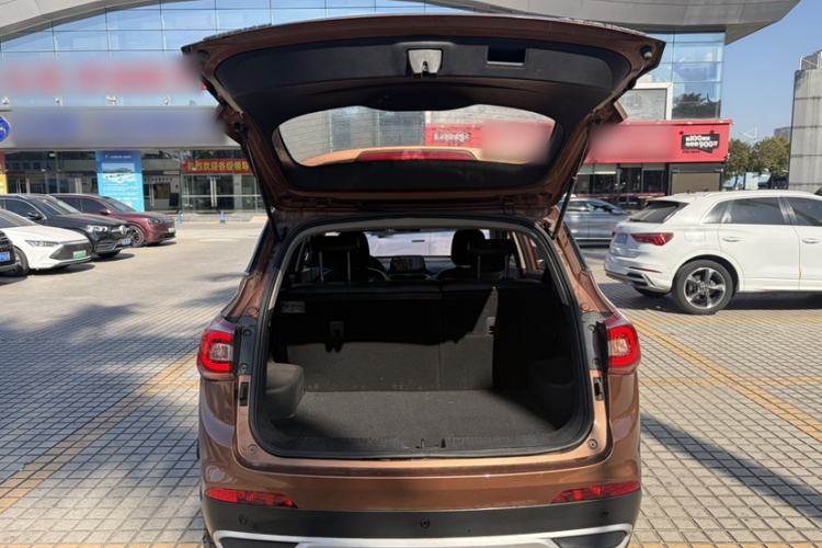 Used Baojun 510 2017 1.5L Manual Fashion Model