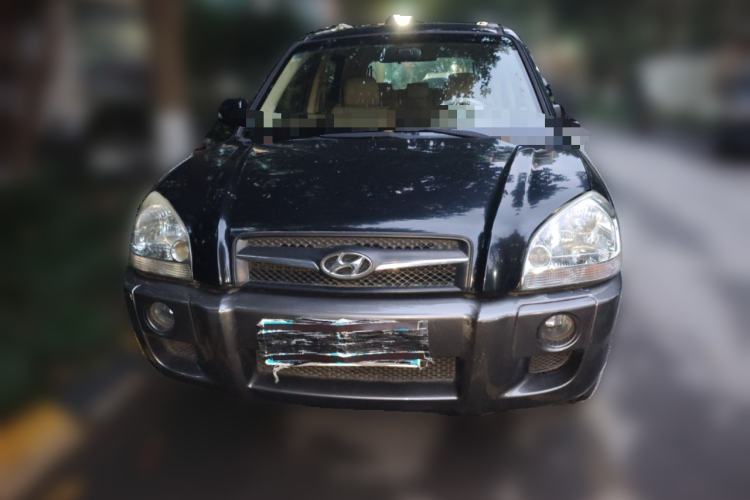 Used Hyundai Tucson 2009 2.0L Automatic Two-Wheel Drive with Sunroof