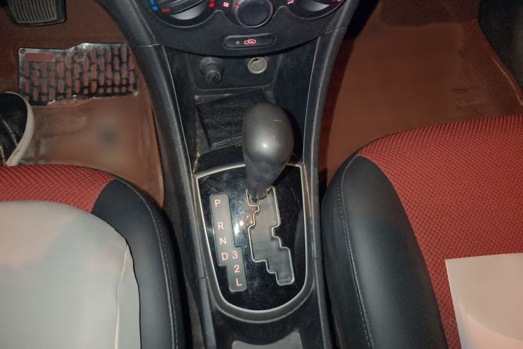 Used Hyundai Verna Ray 2014 1.4L Automatic GLX