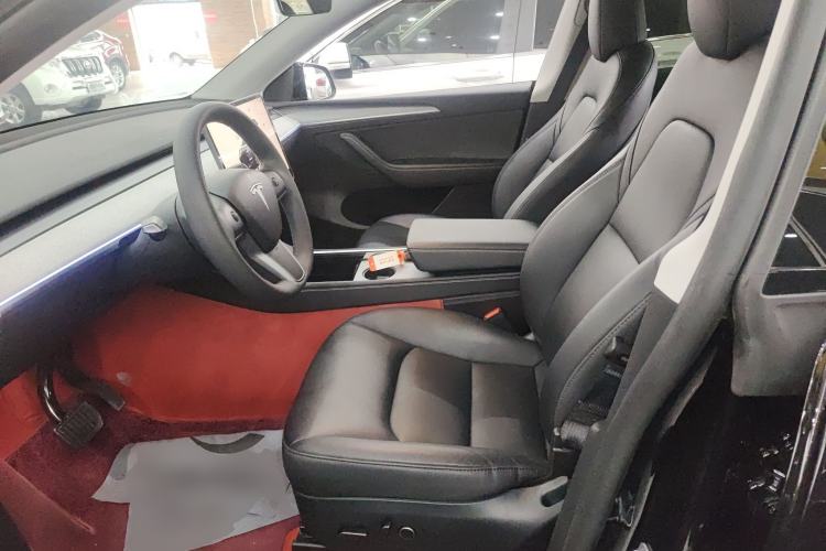 Used Tesla Model Y 2024 Rear-Wheel-Drive Version Left Front Seat