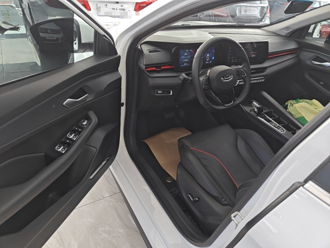 Geely Auto Binray 2022 Binrui COOL 1.5T DCT Electric Edition — снимка 18