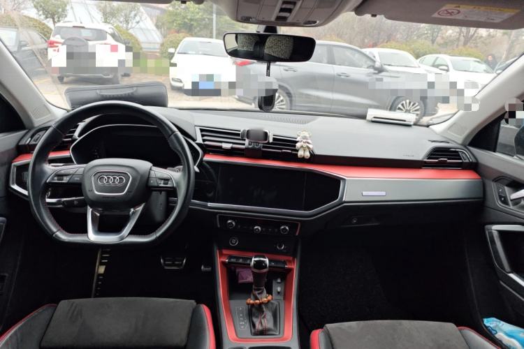 Used Audi Q3 2021 40 TFSI Fashion Dynamic Model
