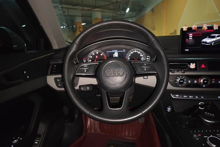 Used Audi A4L 2017 40 TFSI Ambition Edition