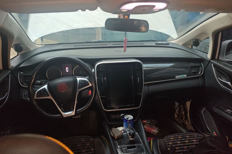 Used BYD Song MAX 2017 1.5T Automatic Smart Connect Elite 7-Seater Center Console