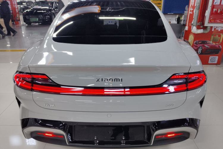 Used Xiaomi Auto SU7 2024 Rear-Drive Long-Range Intelligent Driving Version
