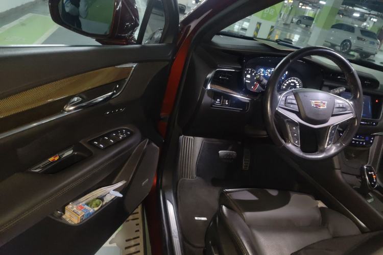 Used Cadillac XT5 2016 28T Four-Wheel-Drive Leading Model
