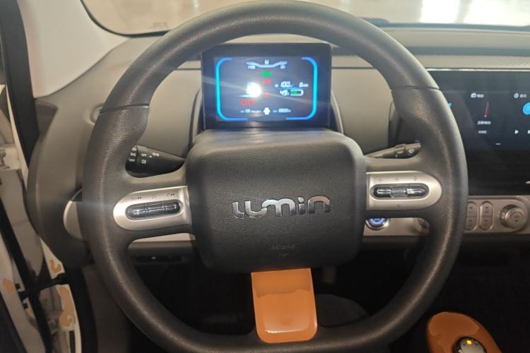 Used CHANGAN NEVO Lumin 2023 205km Xiangqin Version
