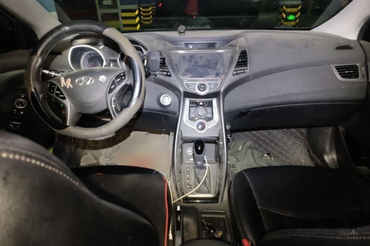 Used Hyundai Elantra (5th Generation / Langdong) 2016 1.6L Automatic Prestige Model
