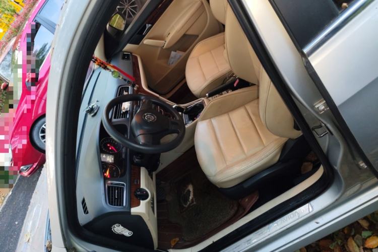 Used Volkswagen Lavida 2013 Restyled Classic 1.6L Automatic Comfort Edition
