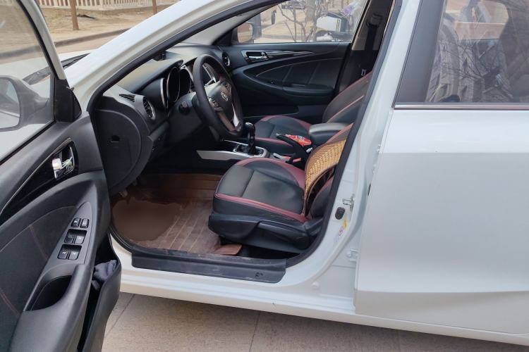 Used Changan Eado 2013 1.6L Manual Junkuo Model China IV Standard
