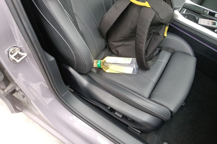 Used Volkswagen Passat 2025 Pro 380TSI Dragon Supreme Edition