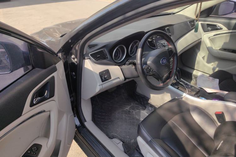 Used Bestune B90 2014 1.8T automatic comfort version
