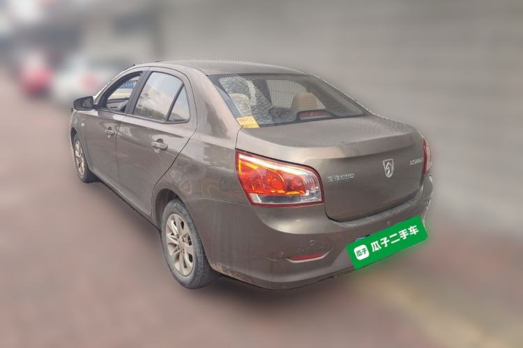 Used Baojun 630 2013 1.5L manual Comfort trim
