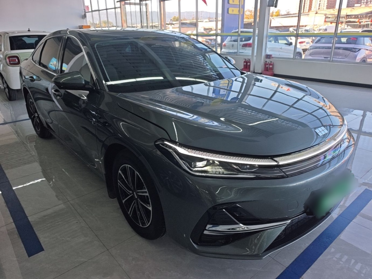 Geely Galaxy A7 2025 Model EM-i 70km Exploration Edition — снимка 3