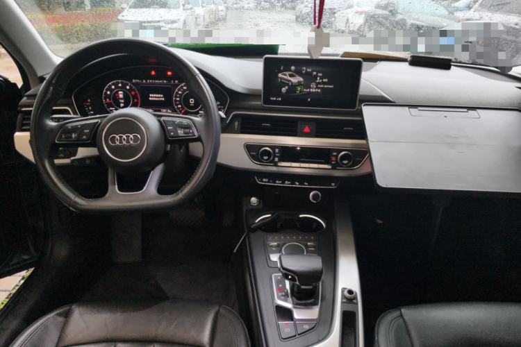 Used Audi A4L 2019 40 TFSI Fashion Edition China VI Emission Standard