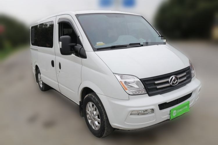 Used SAIC MAXUS Xintu V80 2023 2.0T AMT Classic Aoyuntong Power Version Short Wheelbase Mid-Roof Design 5/6 Seats