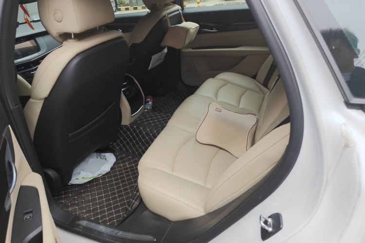 Used Cadillac CT6 2019 28T Fashion Edition Left Rear Seat